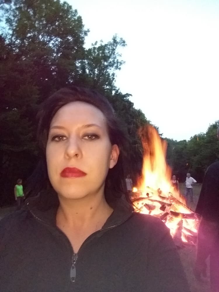 Pirkadat előtt van a legsötétebb - tűz